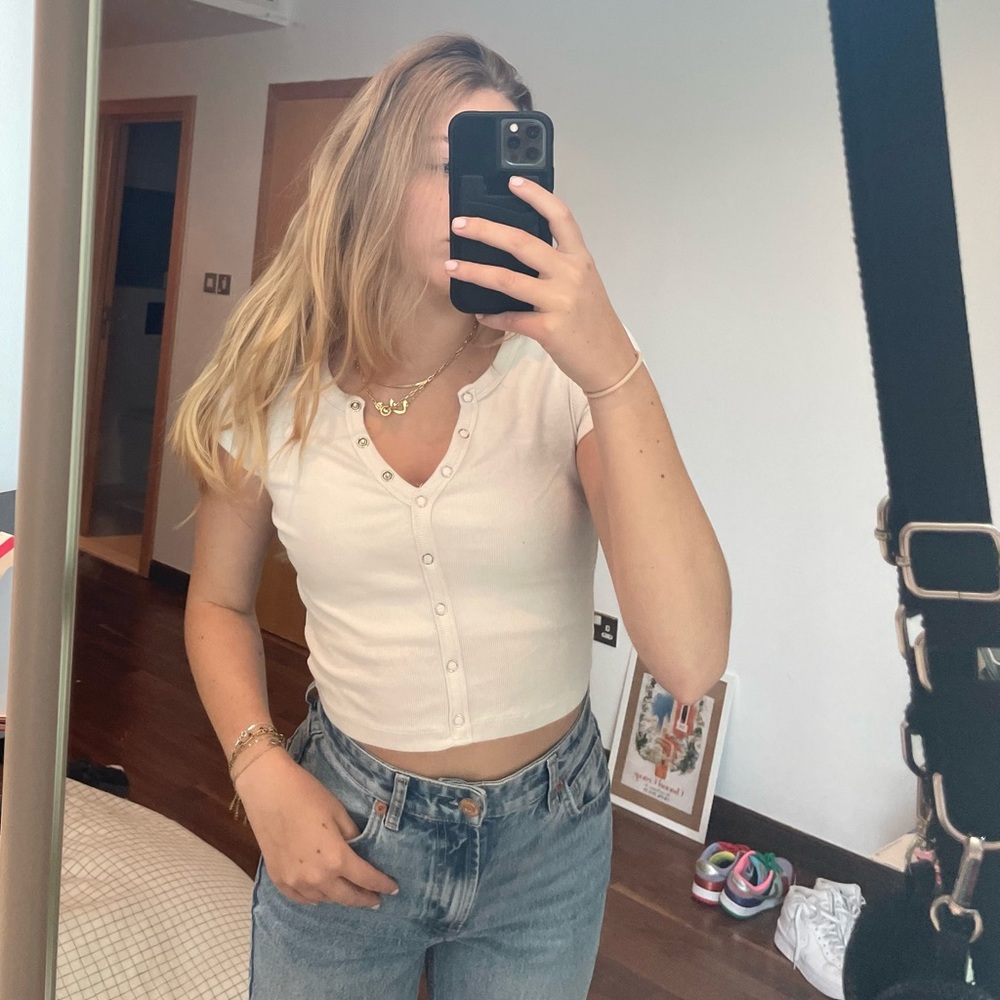 White Pacsun shirt with snap buttons